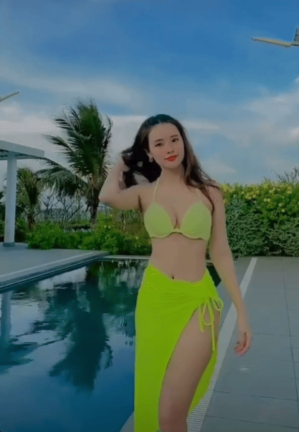 Midu mặc bikini khoe vòng 1 ná thở dù giảm cân đáng báo động-2