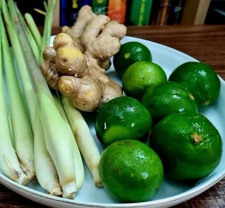 Muốn mua quà 8/3 dưới 200k, thanh niên được gợi ý hàng tá món độc lạ-6