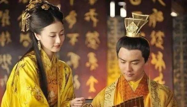 Cung nữ đen nhẻm được vua sủng ái, phong làm phi tử nhờ 1 hành động-3