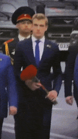 Soái ca hot nhất TikTok lúc này: Con trai Tổng thống, tài năng đỉnh cao-1