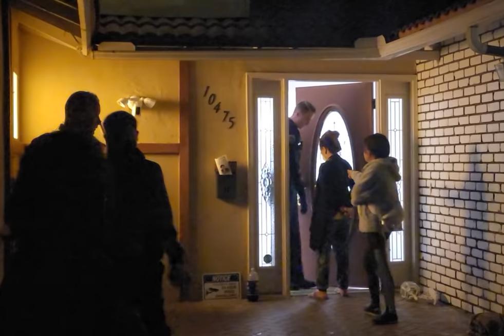 Thúy Nga lên tiếng việc bị cảnh sát Mỹ yêu cầu rời khỏi nơi ở-6