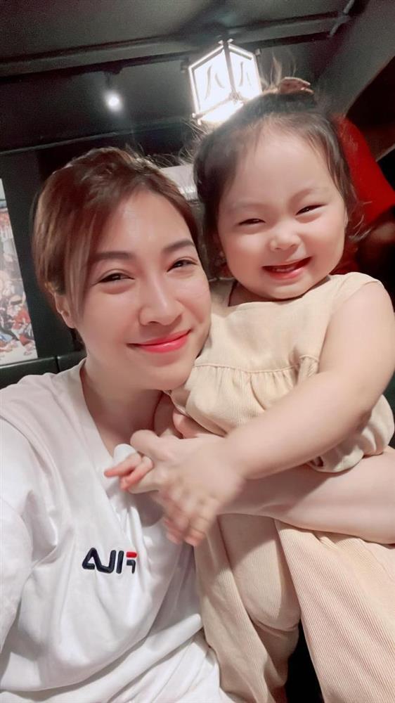 Pha Lê hốt hoảng đưa con vào viện cả đêm vì nhiễm Covid-19-3