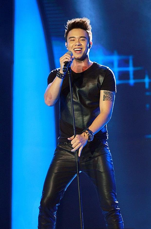 Nam ca sĩ Vbiz bị chủ nợ chém vì món nợ của mẹ giờ sống sao?-1