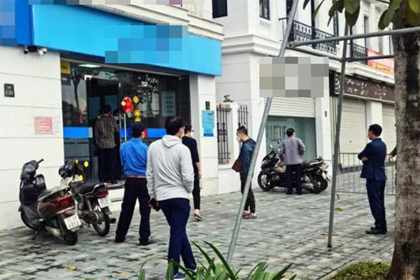 Hai nghi phạm cướp ngân hàng ở Hà Nội bị bắt-1