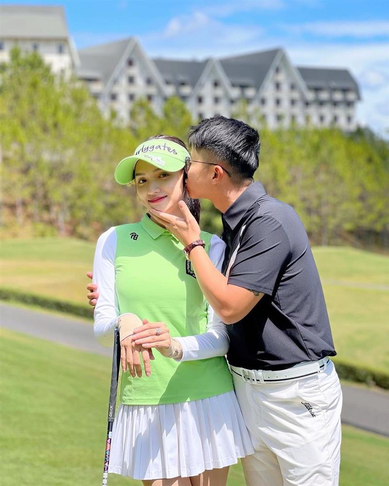 Matt Liu hôn Hương Giang không rời, Minh Tiệp gửi lời chúc đỏ mặt-3