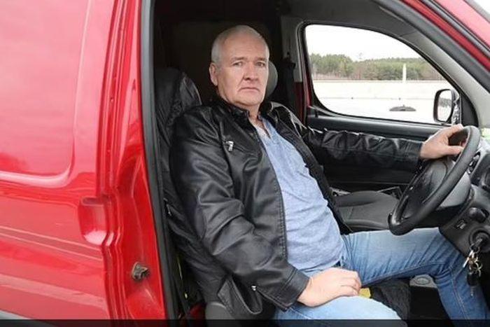 Chồng lái xe xuyên châu Âu tới Ukraine cứu vợ-3