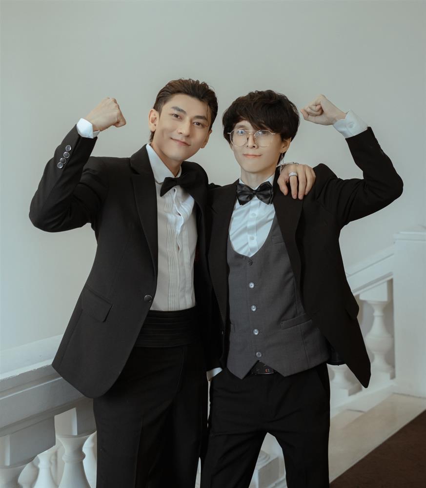 Isaac chưa từng cãi nhau với cố đạo diễn Vũ Ngọc Phượng-4