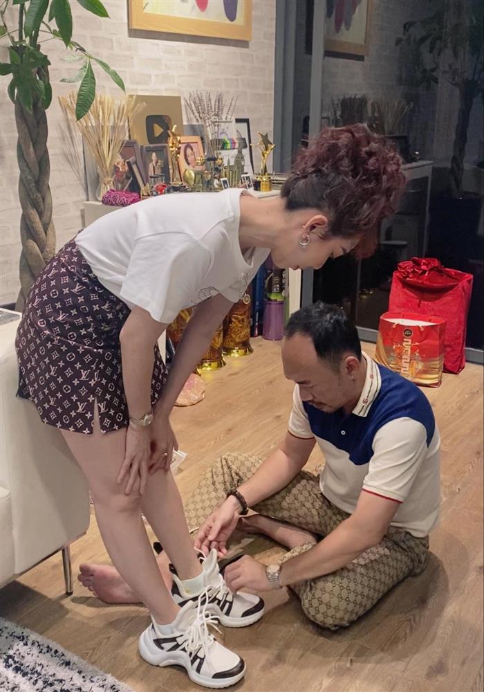 Thu Minh khóa mồm giảm 7kg vì bụng to như mang bầu 6 tháng-8