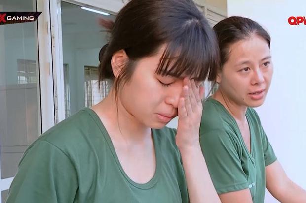 Khánh Vân khóc nức nở vì F0, netizen mắng bệnh công chúa-3