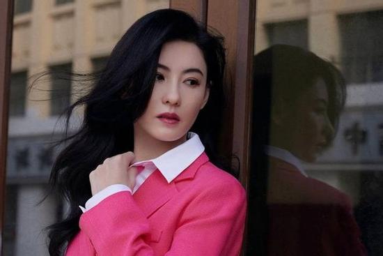 Đại dịch Covid-19 khiến Trương Bá Chi kinh doanh lỗ chổng vó