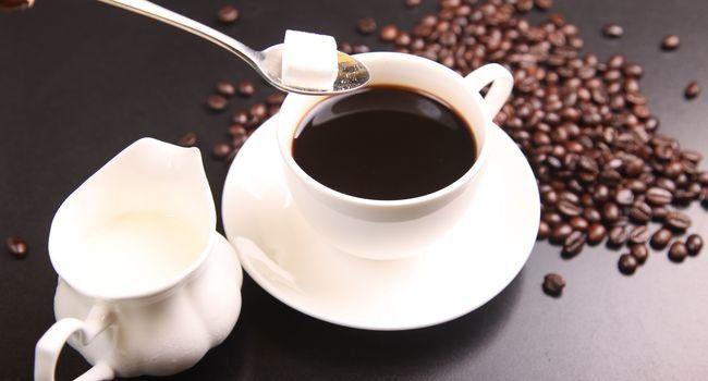 Nhiều người sai lầm kinh điển khi uống cà phê kết hợp 5 thứ có hại-3