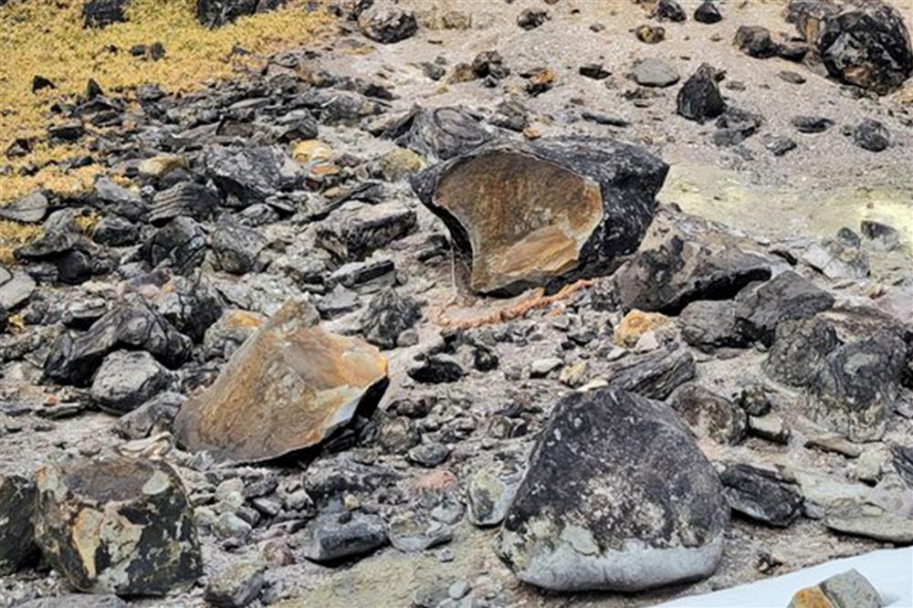 Truyền thuyết hòn đá giết người giam giữ cáo 9 đuôi ở Nhật Bản-2