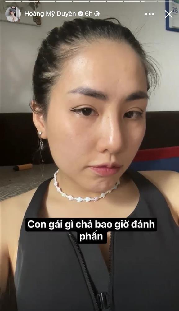 Không nhận ra Du Uyên với make-up look bánh bèo mặt đơ vô hồn-8