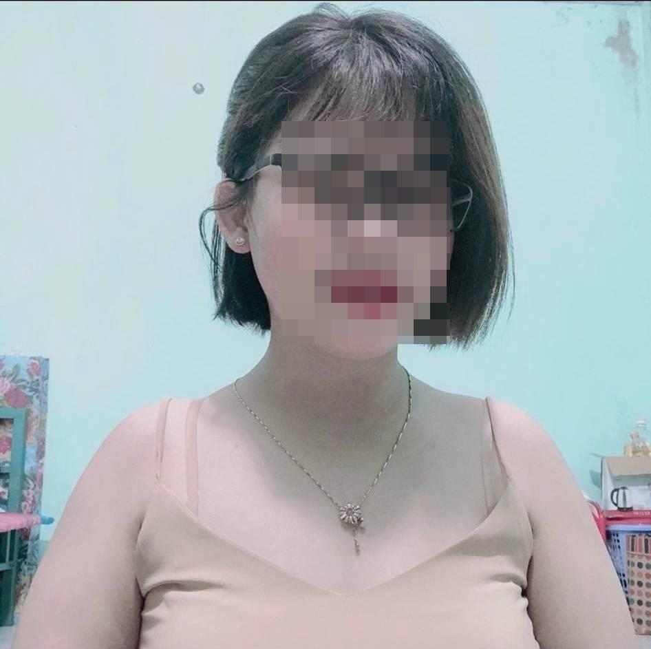 Bố bé gái bị bảo mẫu bạo hành: Con bé bị tát, bật ngửa ra sau-1