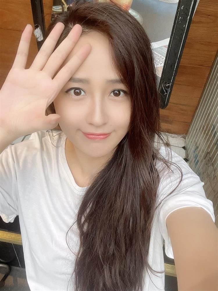 Trấn Thành - Hari Won đưa dàn chị đẹp đi chơi-5