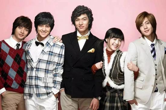 F4 'Vườn Sao Băng' tái ngộ sau 13 năm ở đám cưới Kim Hyun Joong?