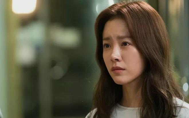 Chồng đi nhậu suốt đêm, vợ đuổi khỏi nhà rồi hôm sau nhận tin dữ-1