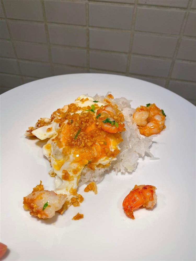 Vì sao Tăng Thanh Hà phải bày biện nấu 7749 món ăn như nhà hàng?-1