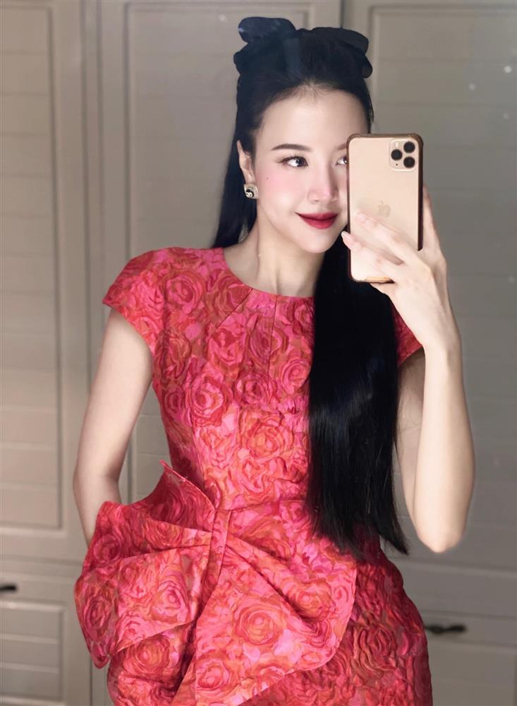 Tình cũ Decao thông báo bầu lần 2 dù quý tử đầu lòng mới 8 tháng-2