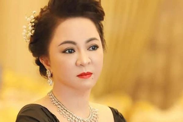 NÓNG: Bà Phương Hằng bị tạm hoãn xuất cảnh-1