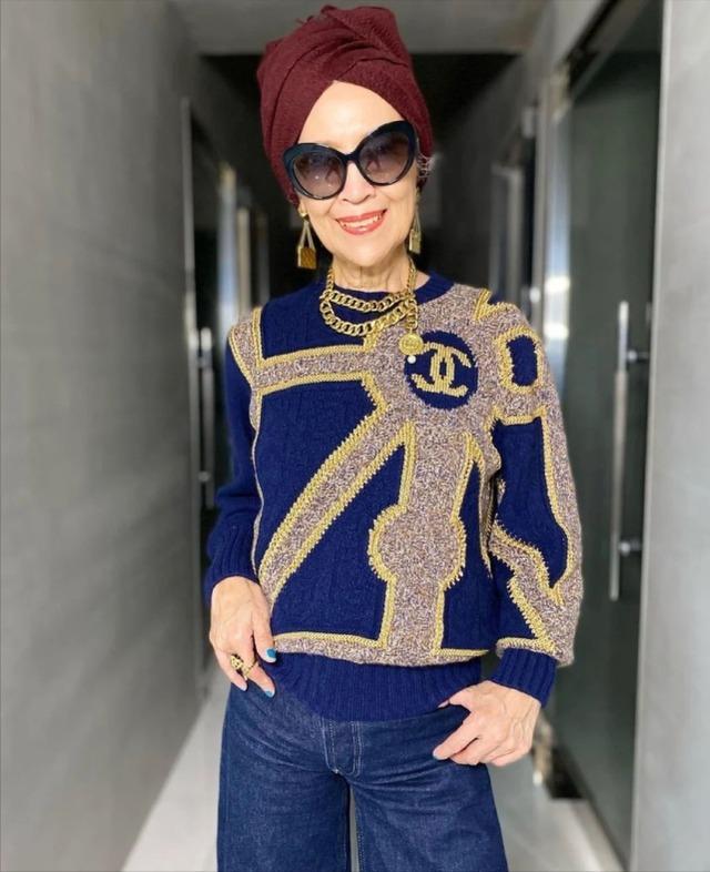 Cụ bà 70 tuổi mặc cực chất chứng minh thời trang không phân biệt tuổi tác-14