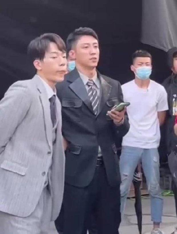 Tình cũ Hứa Ngụy Châu tuyên bố kết hôn, Cố Hải Hoàng Cảnh Du có thái độ lạ-3