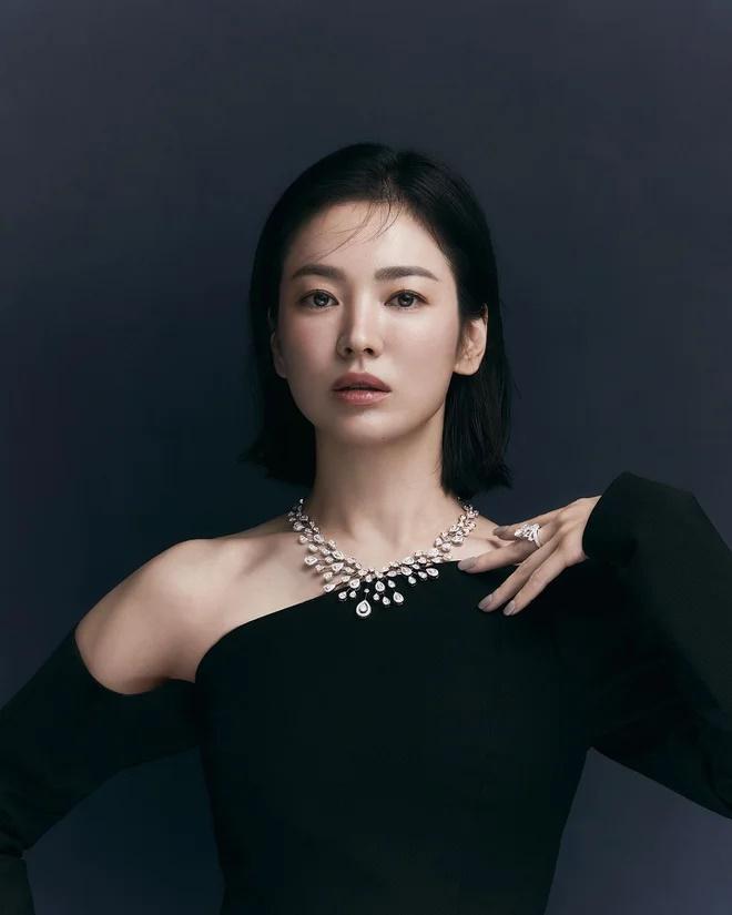 Song Hye Kyo lại vướng nghi vấn hẹn hò bạn diễn-3