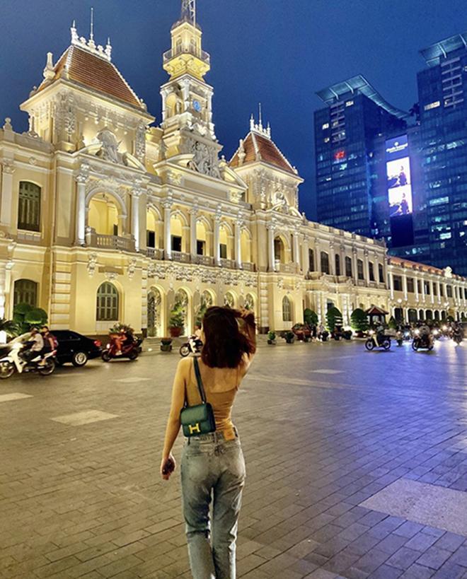 Đỗ Mỹ Linh: Hoa hậu nghèo nhất Việt Nam thích chơi hàng hiệu ngầm-7