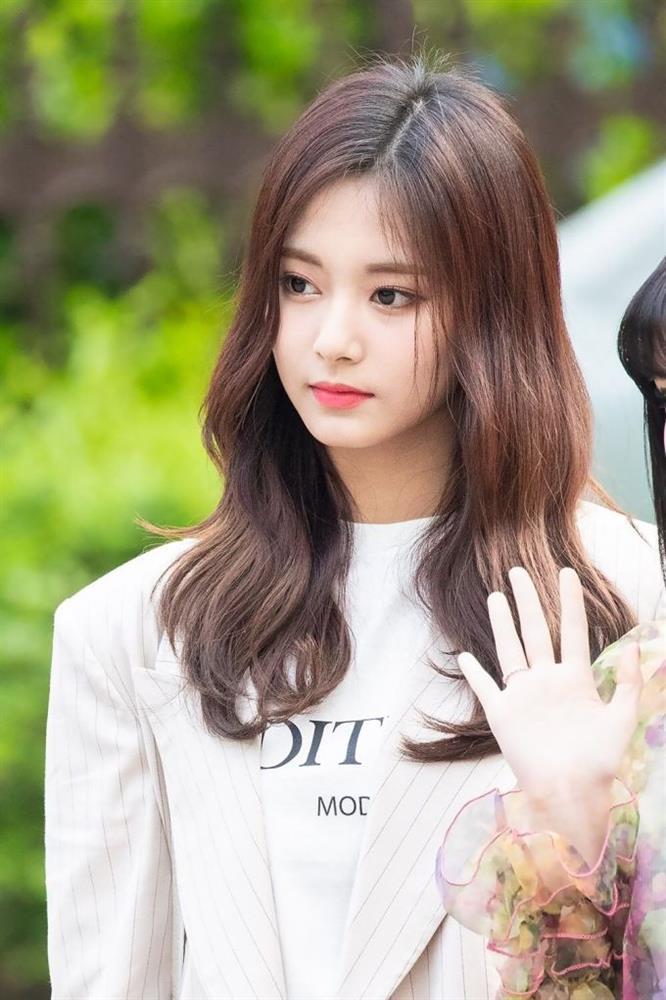 Vườn bông nhà SM hay JYP xuất sắc hơn?-8