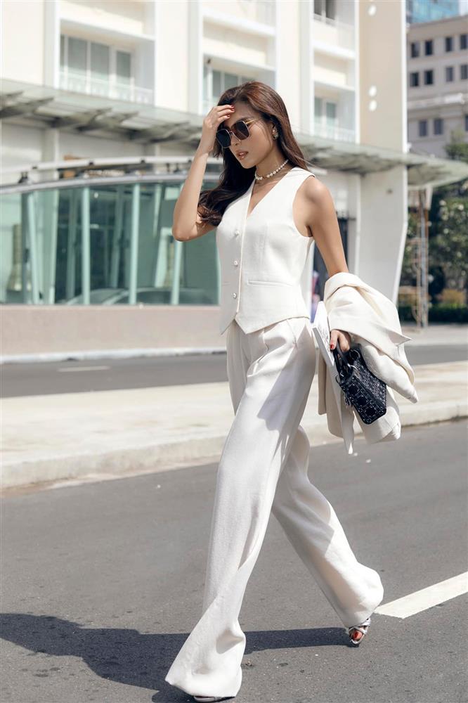 Hòa Minzy: Số em thị phi, bị bầm dập quá buộc phải cẩn trọng-7