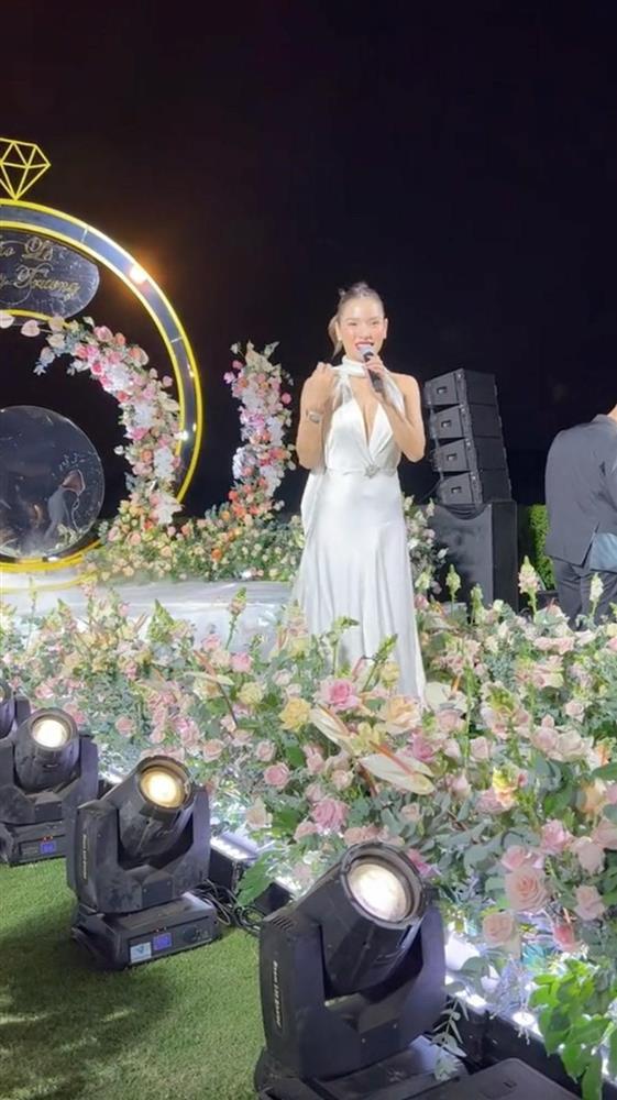 Cưới xin đến nơi, Phương Trinh Jolie lộ bụng to như bầu 4 tháng-1