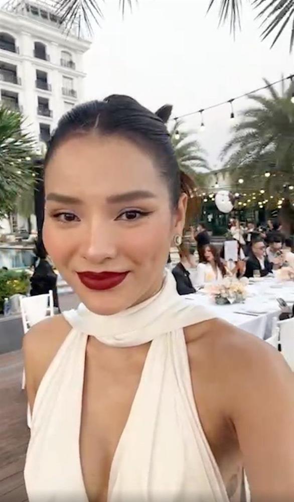 Cưới xin đến nơi, Phương Trinh Jolie lộ bụng to như bầu 4 tháng-4