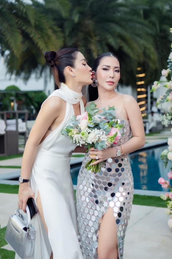 Phương Trinh Jolie hở gắt đi đám cưới chiếm spotlight cô dâu-9