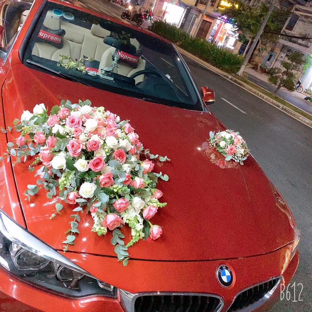 Danh tính chú rể trong đám cưới dát vàng, gia đình cực bề thế-5