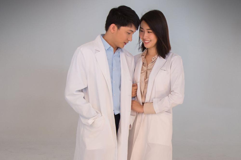 Thúy Ngân và 4 lần hôn trai đẹp: Nồng nhiệt nhất khóa môi Quốc Trường-4