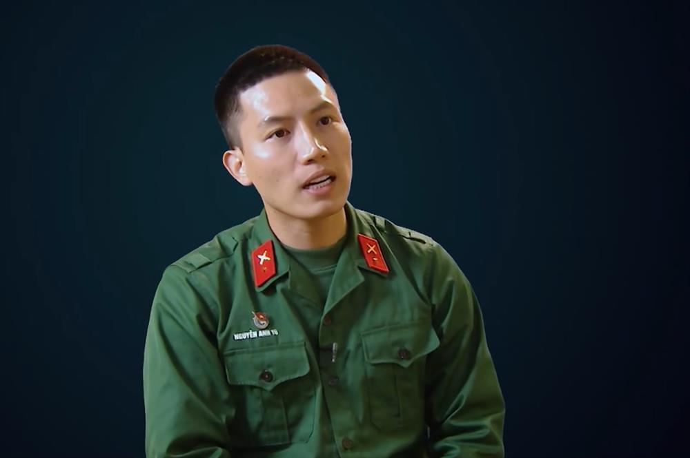 8 sao nhập ngũ phải cắt tóc, tẩy trang: Bất ngờ diện mạo-22