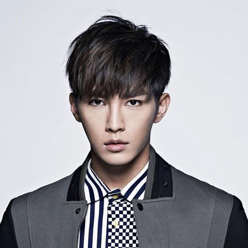 Mỹ nam đồng tính xứ Đài bình luận tục tĩu về nhóm TXT-2