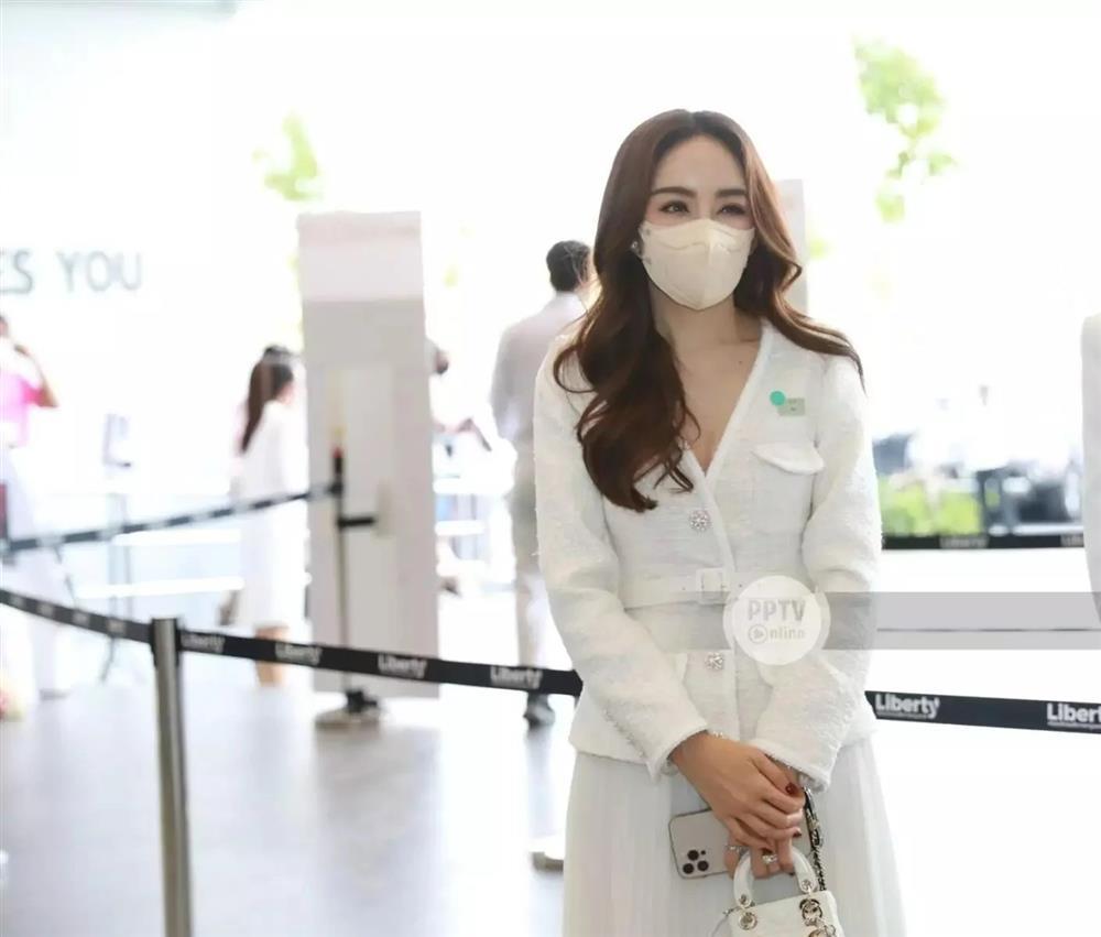 Baifern cùng dàn sao viếng mỹ nhân Chiếc Lá Cuốn Bay-9