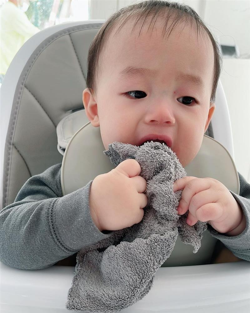 Mỹ nhân làng hài Puka lộ mặt mộc kém ấn tượng-3