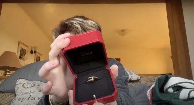 Thiếu gia nổi tiếng bay 435 triệu trong 1 chuyến đi, mua gì vậy?-5