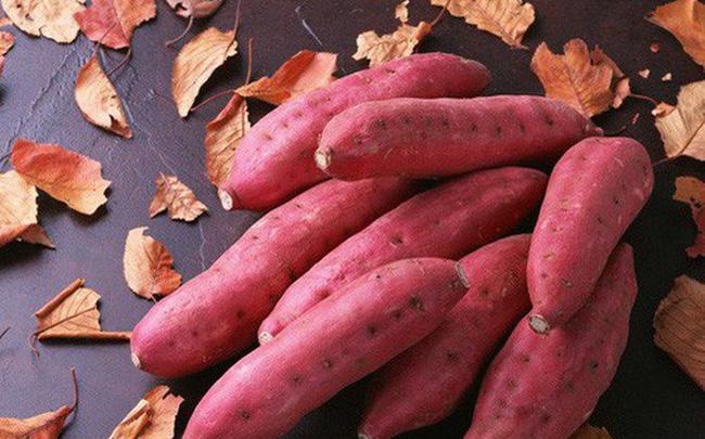 Tóc rụng cả nắm sau Covid-19, bổ sung 5 thực phẩm rẻ mà có võ-3