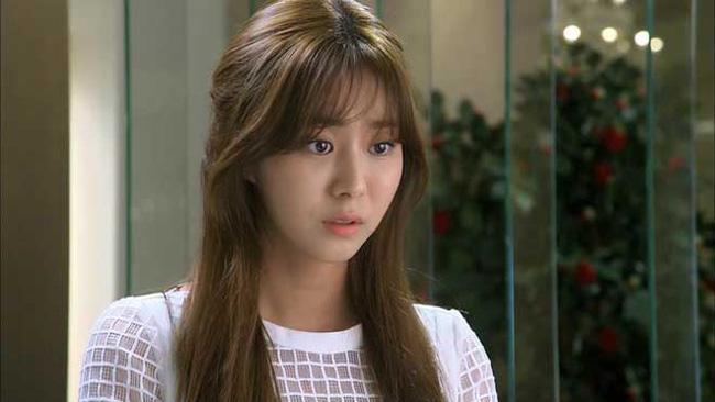 Ngửi thấy mùi tanh ngòm, tôi sốc óc trước hành động của chồng-1