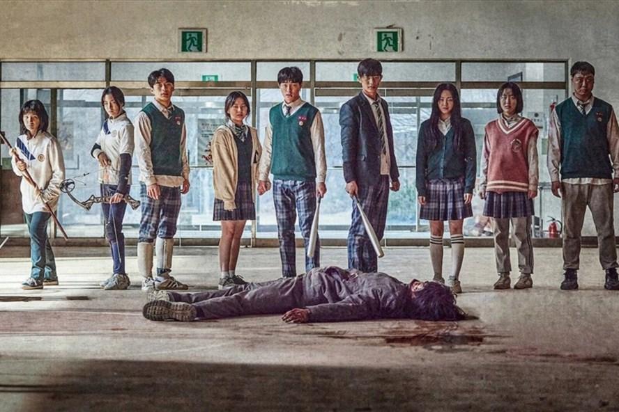 Phim zombie Hàn thành công lớn nhưng diễn viên ít người đổi đời-1