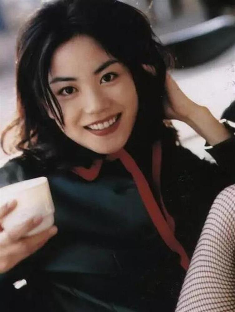 Sức hấp dẫn khó cưỡng của thiên hậu 2 đời chồng Vương Phi-2