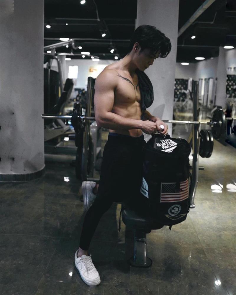 Mlem body 6 múi sầu riêng của chồng tương lai Ngô Thanh Vân-6