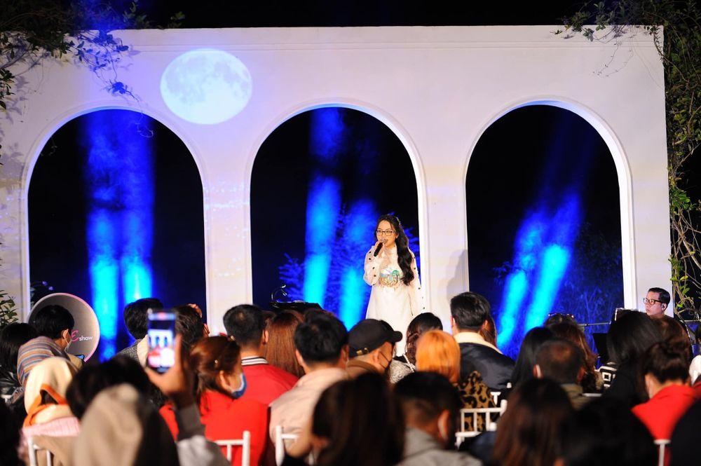 Phương Mỹ Chi cover hit Biển Tình bị chê đúng là chiếu mới-2