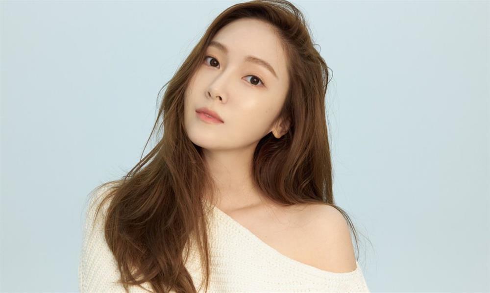 Sự nghiệp của nữ ca sĩ bị đuổi khỏi nhóm SNSD-3