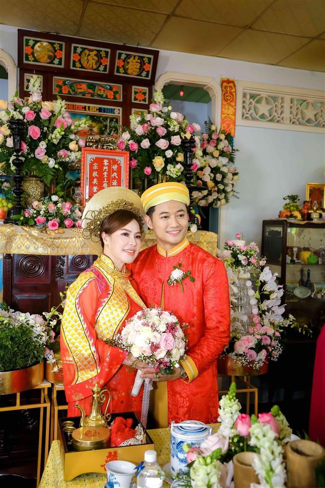 Bà xã đại gia của Quý Bình sắp sinh quý tử ở tuổi 46?-7