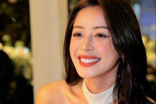 Chi Pu khoe nắm luật nhạc, netizen mỉa 'sặc mùi make color'