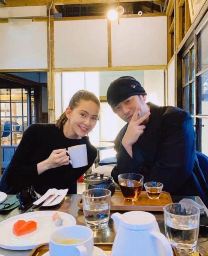 Bất ngờ mặt mộc vợ trẻ Châu Kiệt Luân khi bầu lần 3-7